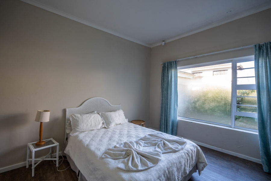 6 Bedroom Property for Sale in West Bank Eastern Cape